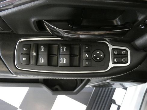 Used 2023 RAM 2500 Limited image 27