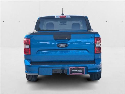 New 2025 Ford Maverick Lobo image 8