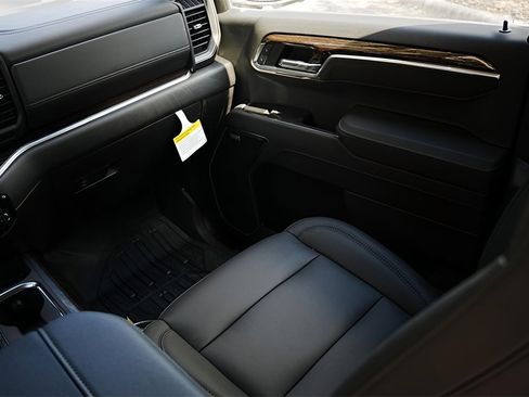 New 2026 GMC Sierra 1500 Elevation w/ Elevation Premium Package image 24