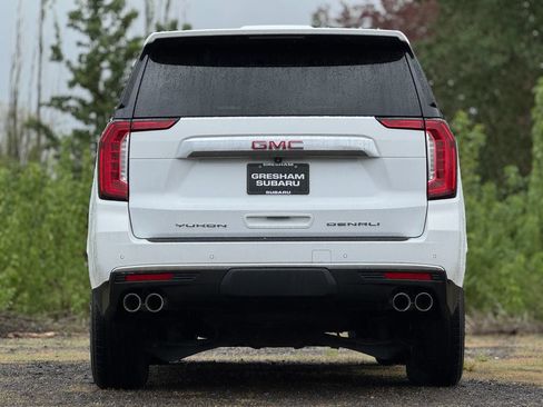 Used 2024 GMC Yukon Denali AWD/4WD image 6
