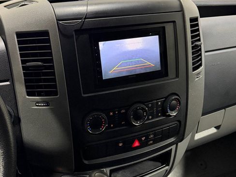 Used 2012 Mercedes-Benz Sprinter 2500 image 16
