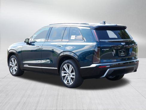 New 2026 Cadillac Vistiq Luxury w/ LPO, Floor Liner Package image 4