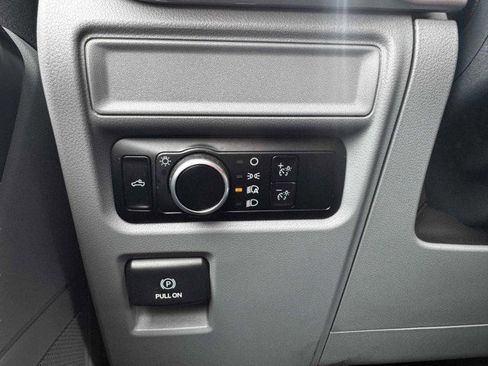 Used 2023 Ford F150 XL image 24