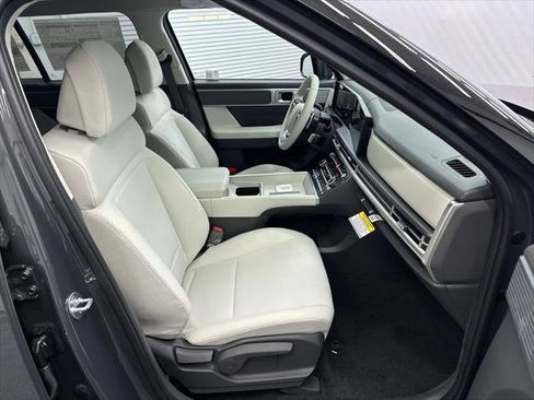 New 2026 Hyundai Santa Fe SE FWD image 13