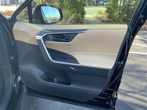 New 2025 Toyota RAV4 LE image 13