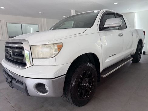 Used 2011 Toyota Tundra 4x4 Double Cab w/ Tow Pkg image 1