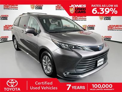 Certified 2024 Toyota Sienna XLE