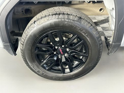Used 2024 GMC Sierra 1500 Elevation RWD image 11