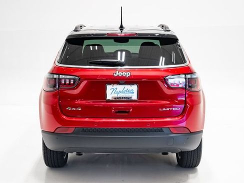 Used 2025 Jeep Compass Limited AWD/4WD image 36