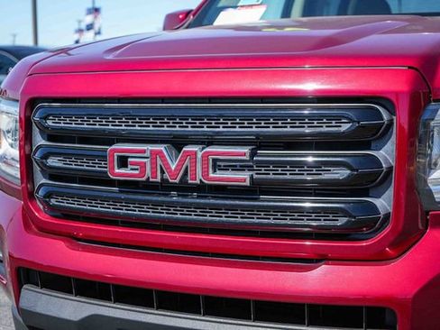 Used 2020 GMC Canyon SLE w/ Elevation Edition RWD image 5