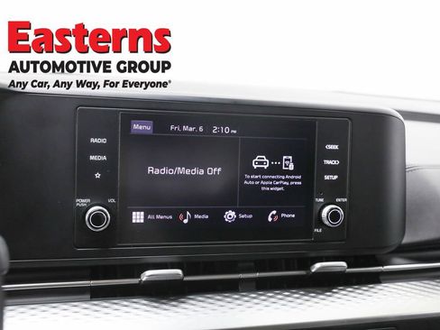 Used 2024 Kia Carnival LX image 19