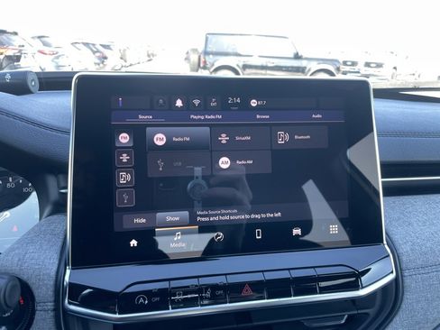 Used 2024 Jeep Compass Latitude image 16