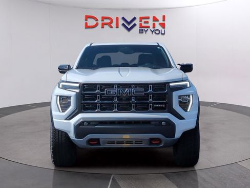 Used 2026 GMC Canyon AT4 w/ Technology Plus Package image 9