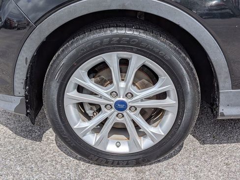 Used 2017 Ford Escape S image 31