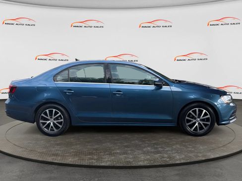 Used 2018 Volkswagen Jetta SE FWD image 6