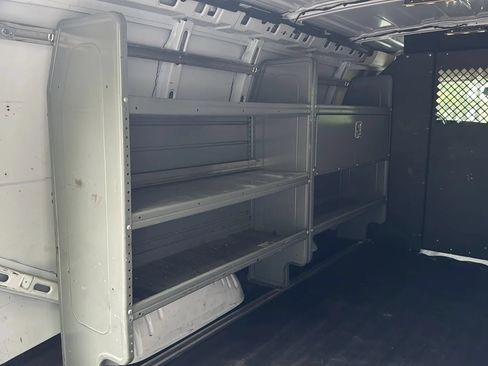Used 2021 Chevrolet Express 2500 w/ Driver Convenience Package RWD image 17