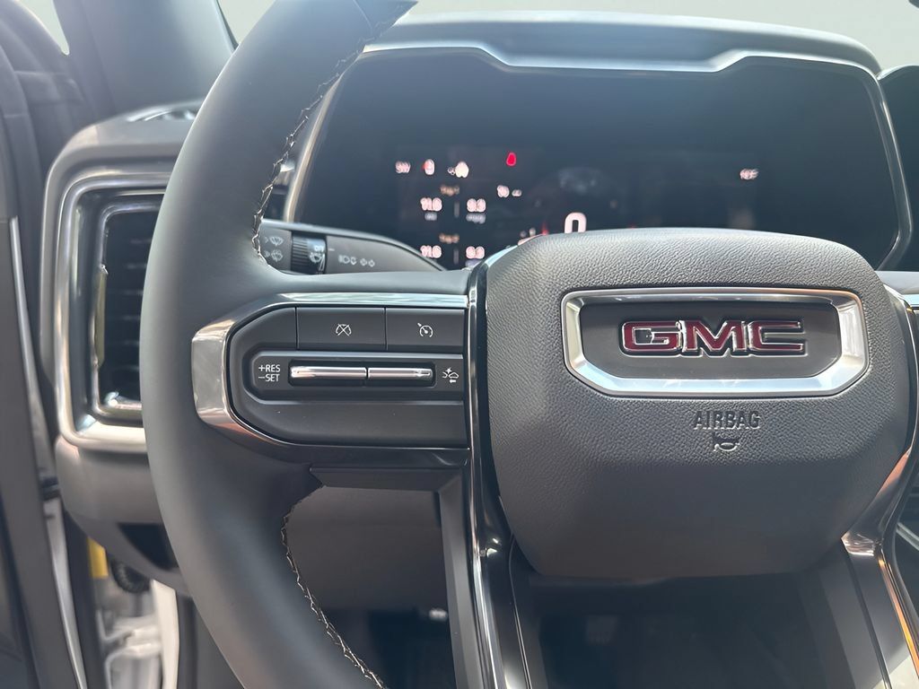 New 2026 GMC Canyon AT4 AWD/4WD image 13