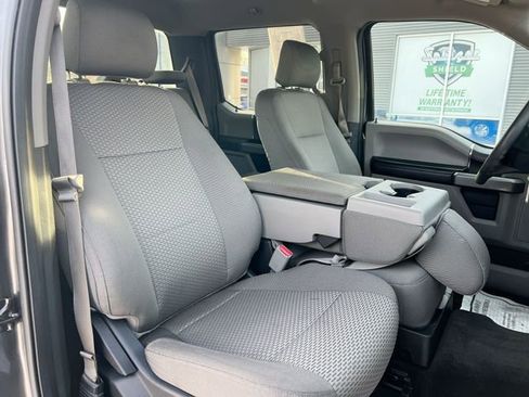 Used 2015 Ford F150 XLT image 25