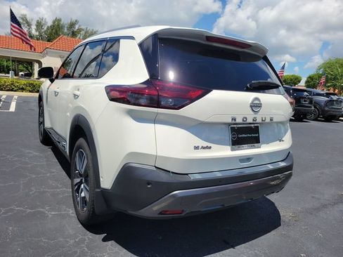 Used 2023 Nissan Rogue SL w/ SL Premium Package FWD image 6
