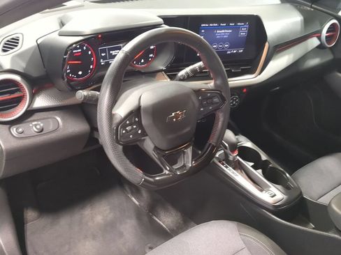 Used 2024 Chevrolet Trax RS w/ Driver Confidence Package FWD image 10