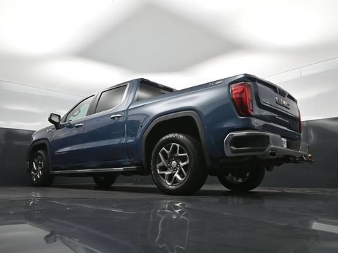 Used 2024 GMC Sierra 1500 SLT w/ SLT Premium Plus Package AWD/4WD image 41
