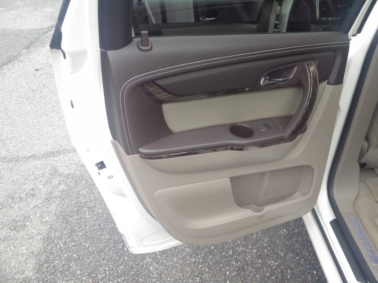 Used 2015 GMC Acadia Denali AWD/4WD image 23