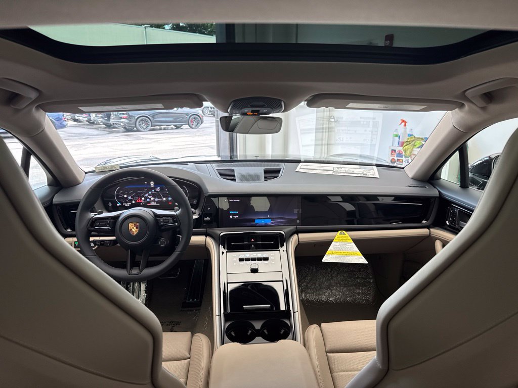 New 2026 Porsche Panamera RWD image 10