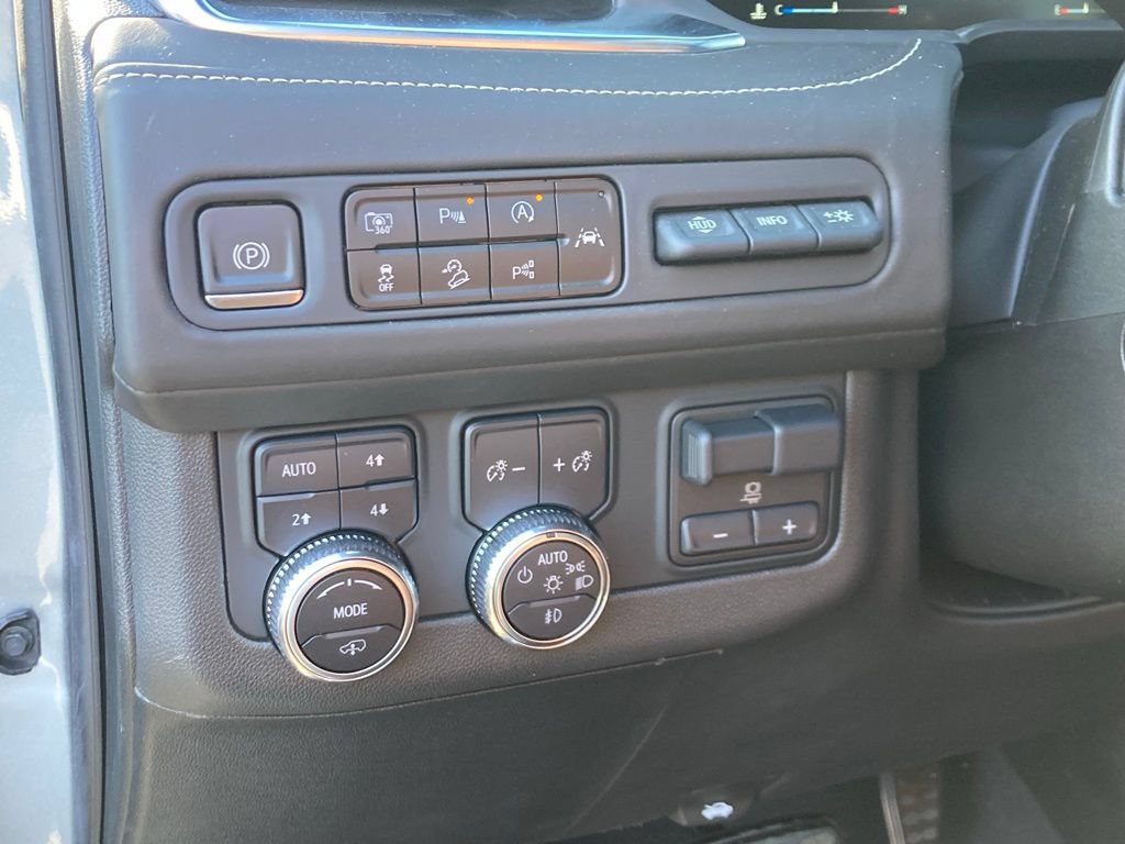 Used 2023 GMC Yukon Denali Ultimate AWD/4WD image 14