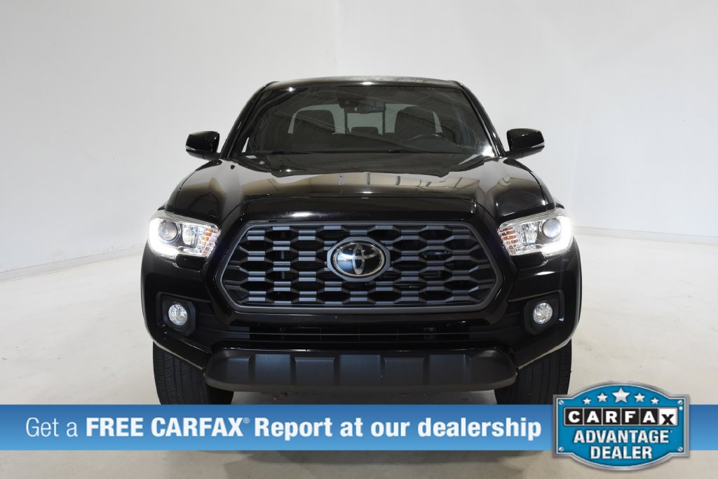 Used 2020 Toyota Tacoma TRD Off-Road AWD/4WD image 2