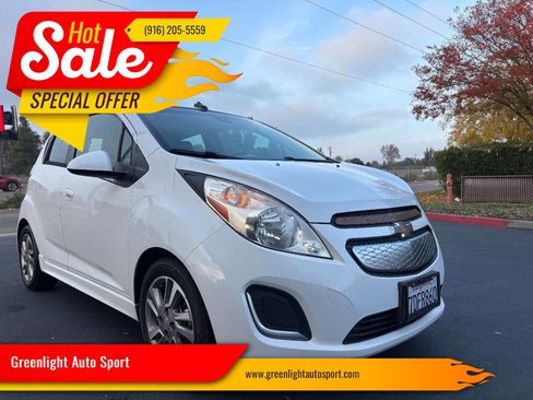 Used 2014 Chevrolet Spark LT image 1