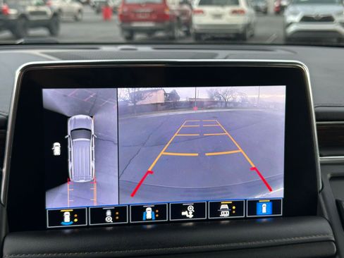 Used 2021 Chevrolet Tahoe High Country w/ Premium Package image 21