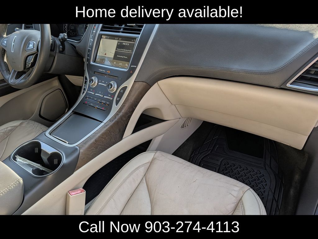 Used 2018 Lincoln MKX Select w/ Select Plus Package FWD image 31