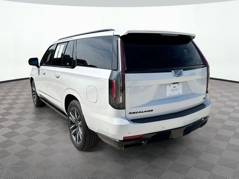 Used 2021 Cadillac Escalade ESV Sport Platinum AWD/4WD image 8