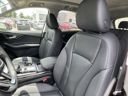 Used 2023 Audi Q7 3.0T Prestige w/ Prestige Package AWD/4WD image 16