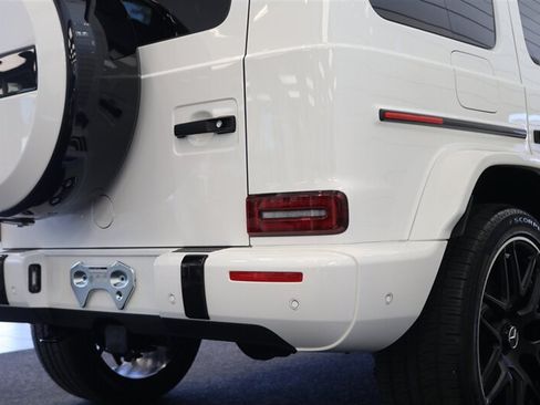 Used 2024 Mercedes-Benz G 63 AMG 4MATIC image 13
