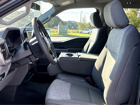 Used 2023 Ford F150 XLT image 17