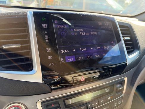 Used 2016 Honda Pilot EX-L image 4