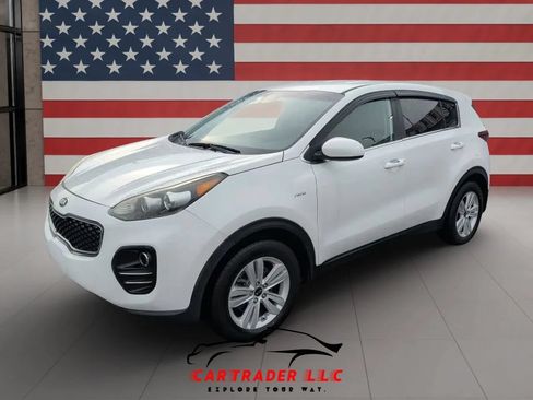Used 2018 Kia Sportage LX AWD/4WD image 2