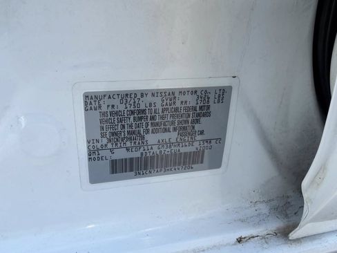 Used 2017 Nissan Versa SV FWD image 14