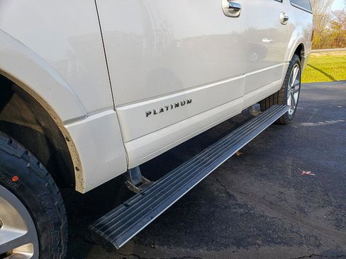 Used 2017 Ford Expedition EL Platinum image 21