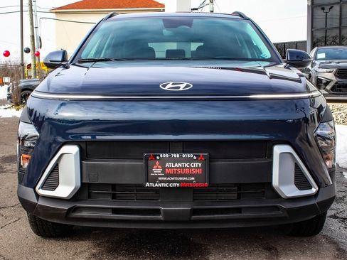 Used 2025 Hyundai Kona SEL image 2