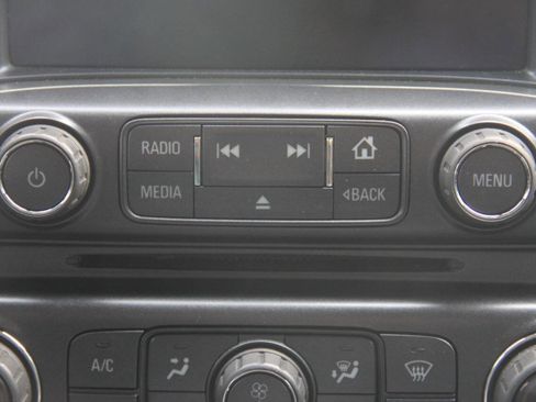 Used 2018 Chevrolet Silverado 1500 LTZ Z71 w/ Centennial Edition image 22