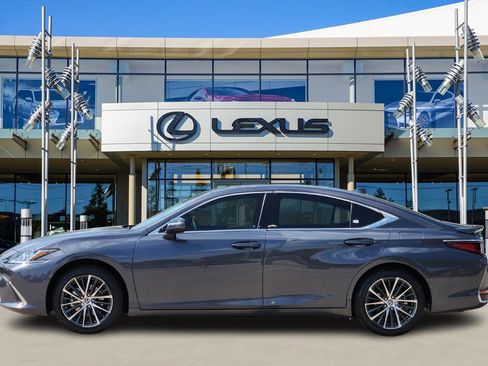 New 2025 Lexus ES 300h 300h image 3