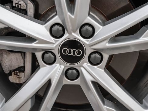 Used 2023 Audi Q3 2.0T Premium w/ 19" Wheel Package image 15