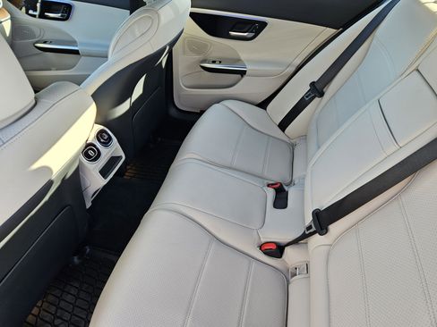 Certified 2025 Mercedes-Benz C 300 Sedan image 29