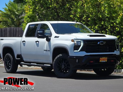 New 2026 Chevrolet Silverado 3500 LT w/ Trail Boss Package AWD/4WD image 1