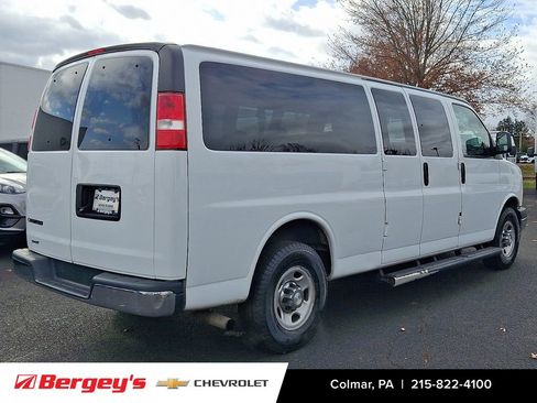 Certified 2020 Chevrolet Express 3500 LT w/ LT Preferred Equipment Group image 5