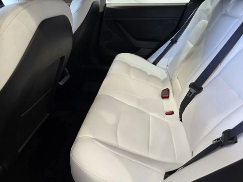 Used 2023 Tesla Model 3 Standard Range RWD image 12