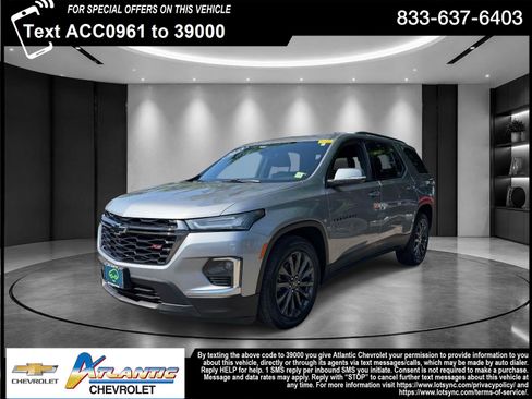 Used 2023 Chevrolet Traverse RS AWD/4WD image 1