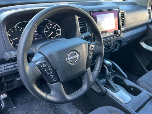 Certified 2024 Nissan Frontier SV w/ SV Convenience Package image 10